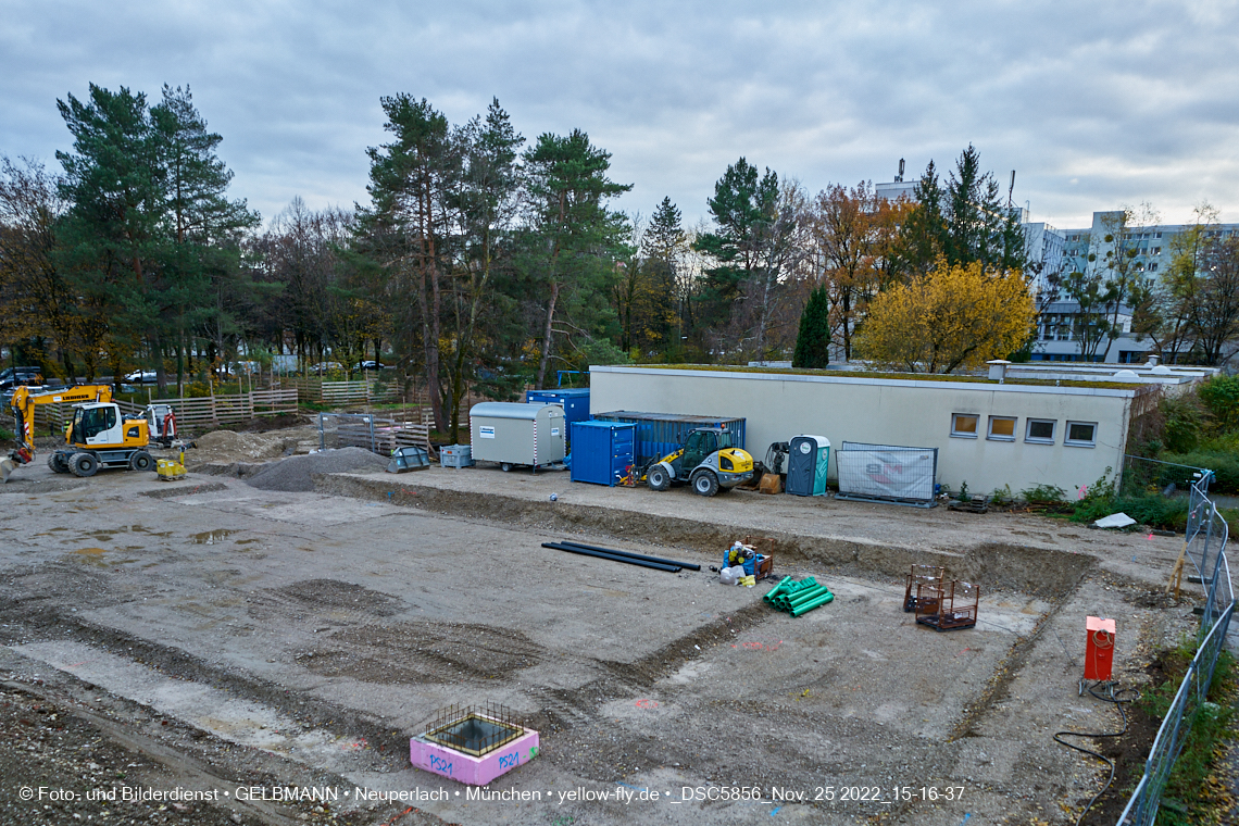 25.11.2022 - Baustelle an der Quiddestraße Haus für Kinder in Neuperlach